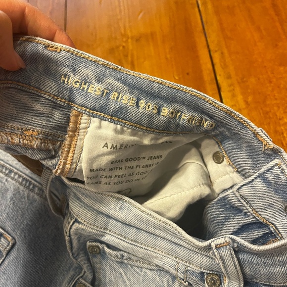 American Eagle 90's High Rise Boyfriend Jeans - Picture 2 of 3